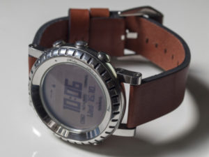 StrapsCo Vintage Style Rust Leather on a Suunto Core Steel: stylish and comfortable.