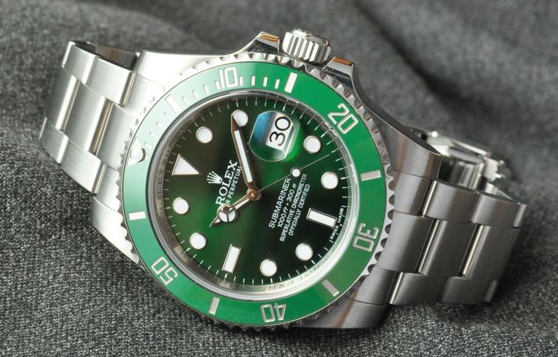 HQ Milton - 2016 Rolex Green Submariner 116610LV Hulk with Box