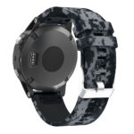 G.r30.n Back Digital Camo StrapsCo QuickFit 22 Silicone Rubber Watch Band Strap For Garmin Fenix 5 & Forerunner 935 & Instinct