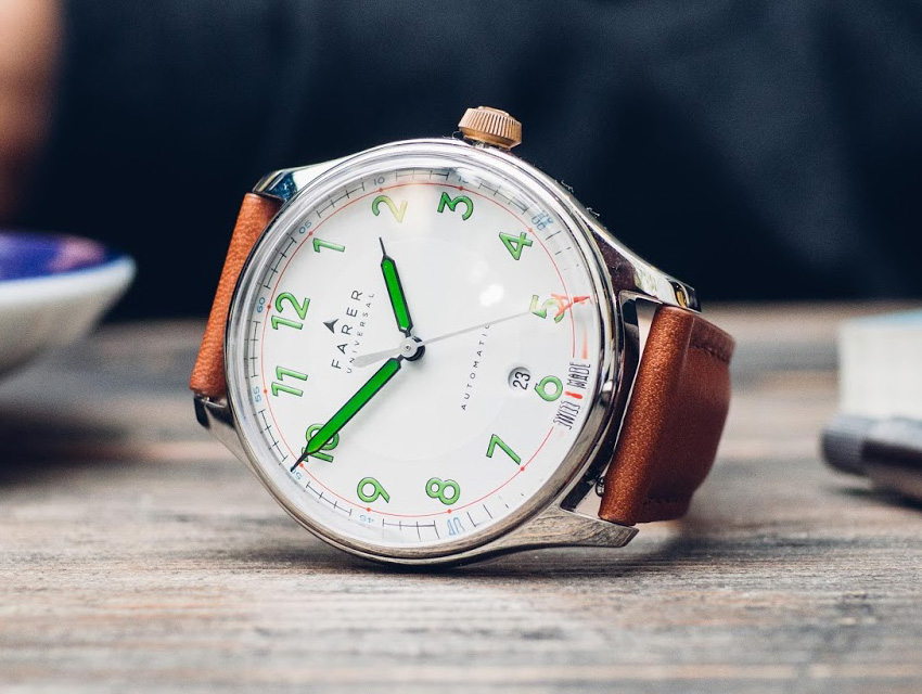 White on sale watch dial