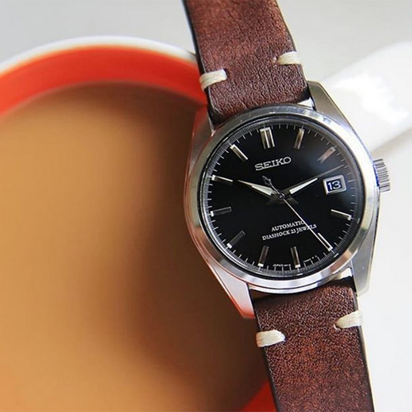 Latest Watch Strap Trends For The New Year Vintage Leather Watch Straps