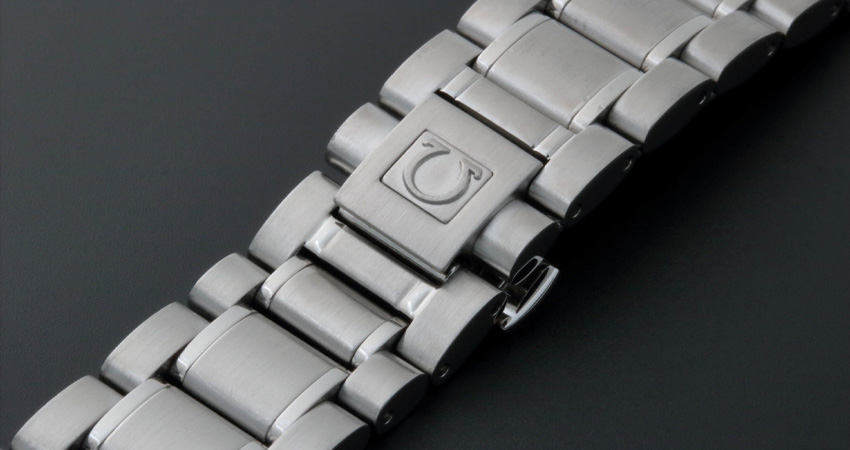 Best Watch Bracelets Every Collector Should Know for 2023 — Wrist Enthusiast