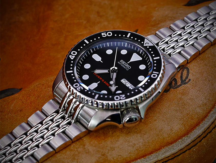 quintessential 90s style watches seiko diver skx007