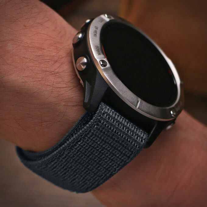 g.ny6a.7 Grey Wrist StrapsCo Hook and Loop Horizon Watch Band Strap For Garmin Devices