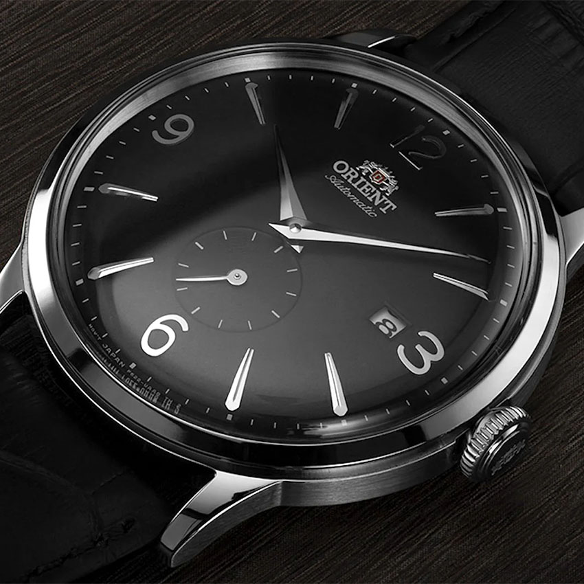 worn and tested orient bambino RA AP0005B watch review dial closeup