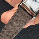 <span class="product-title-compatibility">Shoreline Leather Strap <br><small>By DASSARI</small></span>