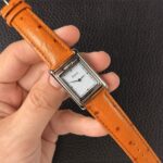 <span class="product-title-compatibility">Ostrich-Embossed Leather Strap <br><small>With Quick Release</small></span>