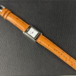 <span class="product-title-compatibility">Ostrich-Embossed Leather Strap <br><small>With Quick Release</small></span>