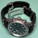 <span class="product-title-compatibility">Mirage Carbon Fiber Strap w/ Rivets <br><small>By DASSARI</small></span>