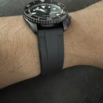 <span class="product-title-compatibility">T-Line FKM Rubber Strap <br><small>By DASSARI</small></span>