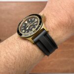 <span class="product-title-compatibility">Heavy-Duty FKM Rubber Strap <br><small>By DASSARI</small></span>