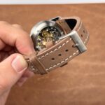 <span class="product-title-compatibility">Vintage Leather Strap <br><small>With Quick Release</small></span>