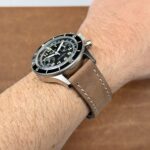 <span class="product-title-compatibility">Vintage Leather Strap <br><small>With Quick Release</small></span>