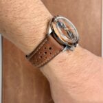 <span class="product-title-compatibility">Distressed Rally Strap <br><small>By DASSARI</small></span>