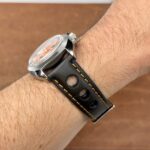 <span class="product-title-compatibility">Leather Rally Strap <br><small>With Quick Release</small></span>