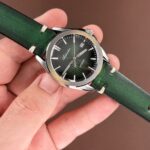 <span class="product-title-compatibility">Hand-Stitched Vintage Faded Leather Strap <br><small>With Quick Release</small></span>