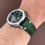 <span class="product-title-compatibility">Hand-Stitched Vintage Faded Leather Strap <br><small>With Quick Release</small></span>