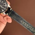 <span class="product-title-compatibility">Hand-Stitched Vintage Washed Leather Strap <br><small>With Quick Release</small></span>