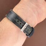 <span class="product-title-compatibility">Hand-Stitched Vintage Washed Leather Strap <br><small>With Quick Release</small></span>