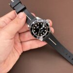 <span class="product-title-compatibility">Fitted Smooth Rubber Strap <br><small>For MoonSwatch</small></span>