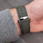 <span class="product-title-compatibility">Stitched FKM Hybrid Strap <br><small>with Deployant Clasp</small></span>