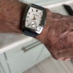 <span class="product-title-compatibility">Stitched Heritage Strap <br><small>With Quick Release</small></span>