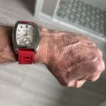 <span class="product-title-compatibility">Icon Diver FKM Strap <br><small>By DASSARI</small>