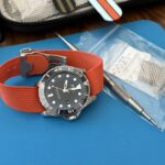 <span class="product-title-compatibility">One-Piece Explorer Strap <br><small>with Deployant Clasp</small></span>