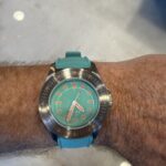 <span class="product-title-compatibility">Classic Tropical Style FKM Rubber Watch Strap <br><small>By DASSARI</small></span>