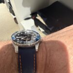 <span class="product-title-compatibility">Rubber Strap with Stitching & Clasp <br><small>With Quick Release</small></span>