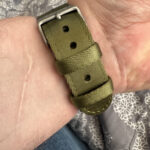<span class="product-title-compatibility">Seatbelt Field Strap <br><small>with Quick Release</small></span>